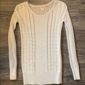 cable knit sweater